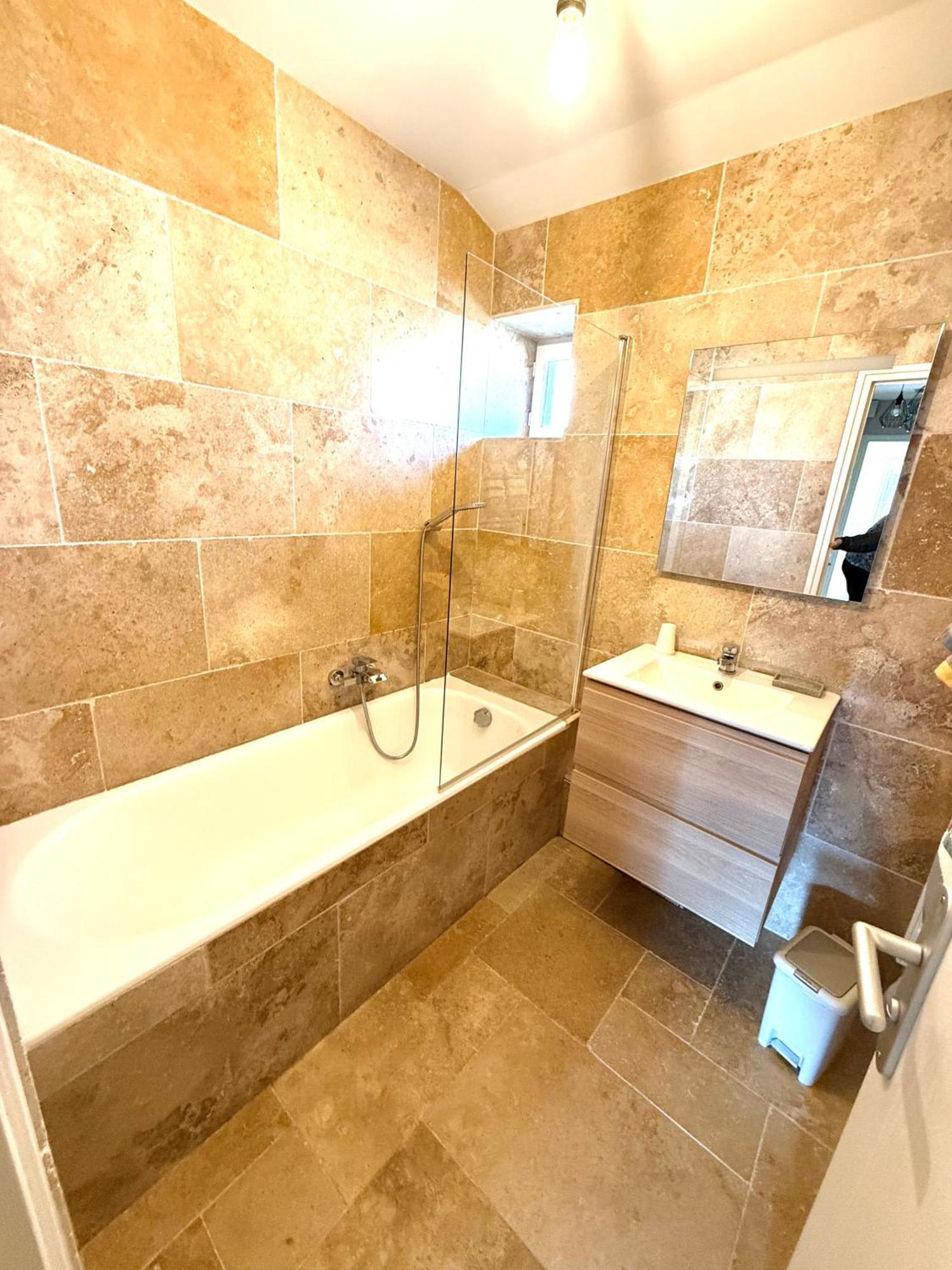 Le Petit Phuket Appartement Saint-Laurent-sur-Saone Buitenkant foto